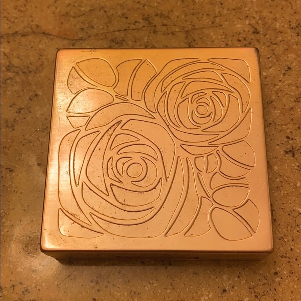 Elizabeth Arden bronzing powder